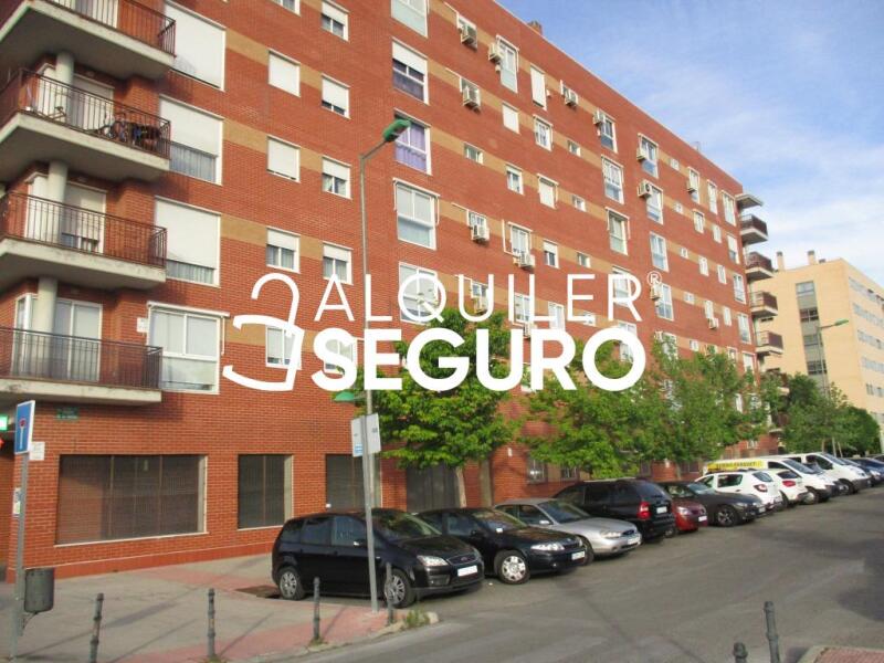 Inmueble en Calle Puerto de la Coruña, MADRID
