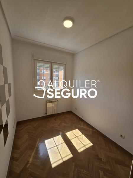 Inmueble en Avenida de Isabel Torres , MADRID