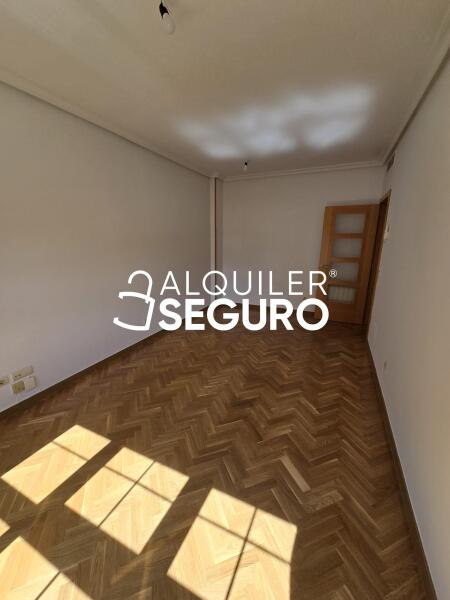 Inmueble en Avenida de Isabel Torres , MADRID