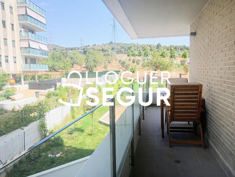 Piso en Avenida Clara Campoamor, VILADECANS BARCELONA