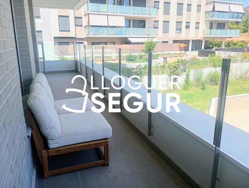 Piso en Avenida Clara Campoamor, VILADECANS BARCELONA
