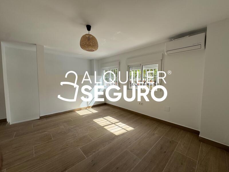 Inmueble en Calle Arenisca, MÁLAGA