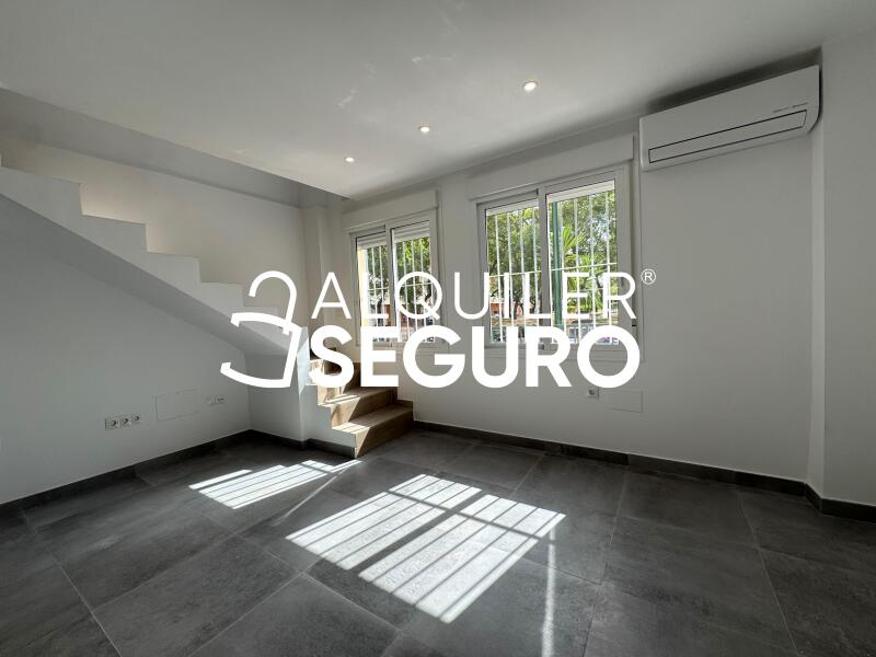 Inmueble en Calle Arenisca, MÁLAGA