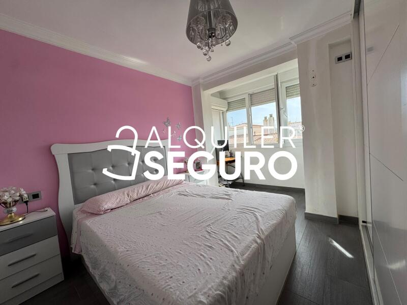 Inmueble en Calle Valle de Abdalajís, MÁLAGA