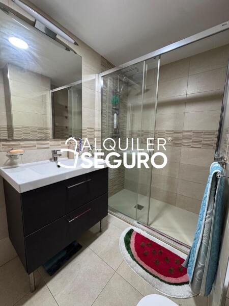 Inmueble en Calle Valle de Abdalajís, MÁLAGA