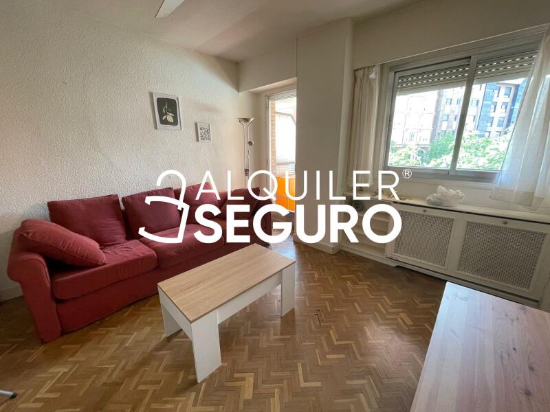 Inmueble en Calle de la Infanta Mercedes, MADRID