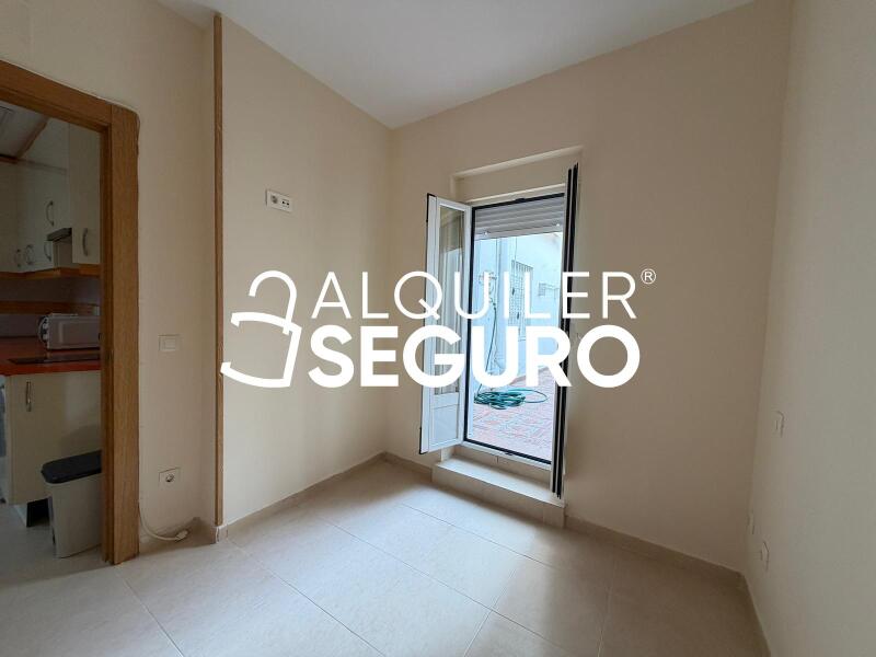 Inmueble en Calle Rafael San Narciso, MADRID