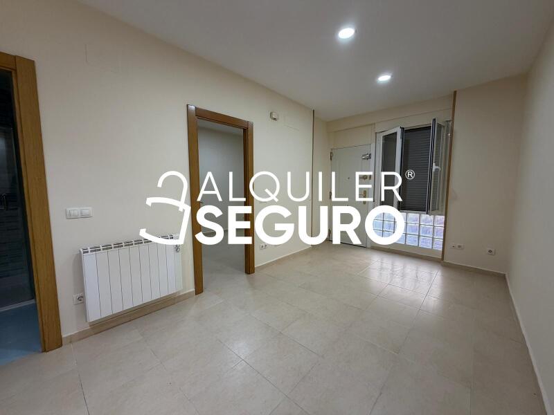 Inmueble en Calle Rafael San Narciso, MADRID