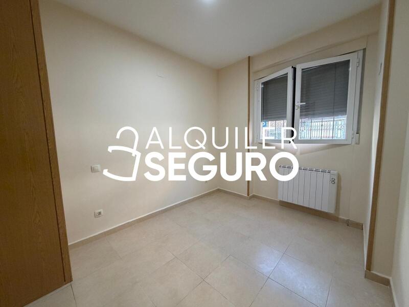 Inmueble en Calle Rafael San Narciso, MADRID