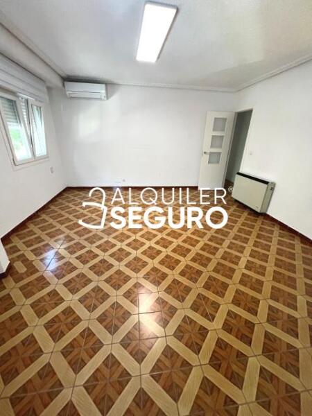 Inmueble en Calle Alfaro , MADRID