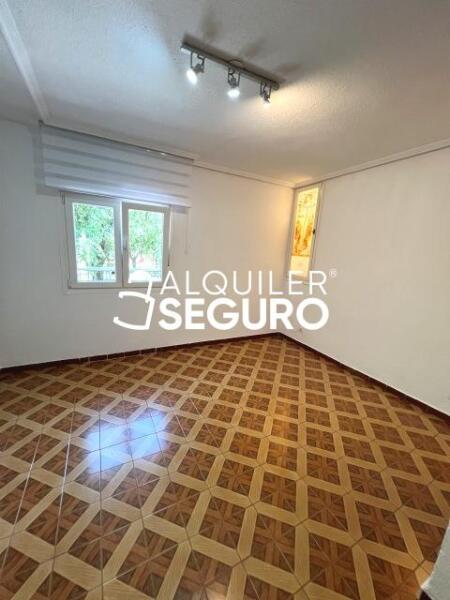 Inmueble en Calle Alfaro , MADRID