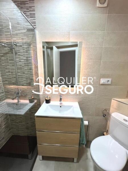 Inmueble en Calle Alfaro , MADRID