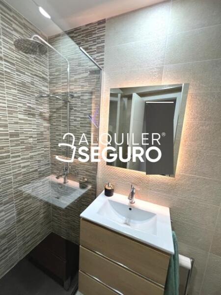 Inmueble en Calle Alfaro , MADRID