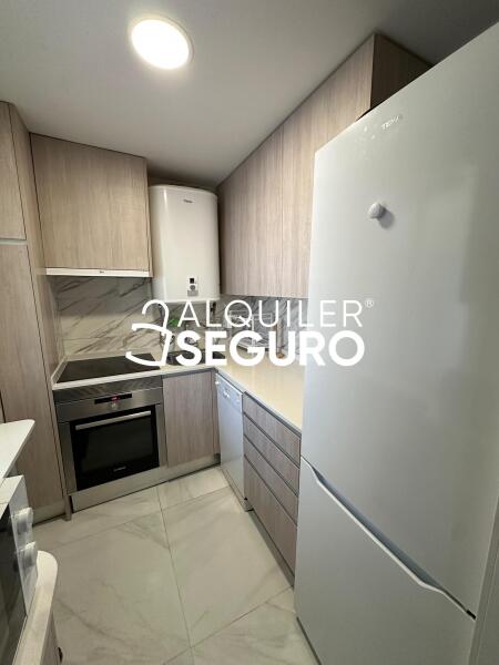 Inmueble en Calle Laviana, MADRID