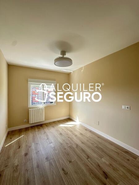 Piso en Avenida de Portugal, MÓSTOLES MADRID