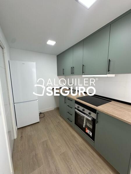 Piso en Avenida de Portugal, MÓSTOLES MADRID
