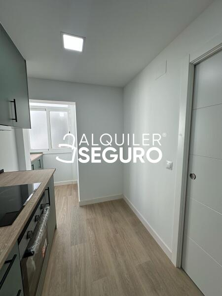 Piso en Avenida de Portugal, MÓSTOLES MADRID
