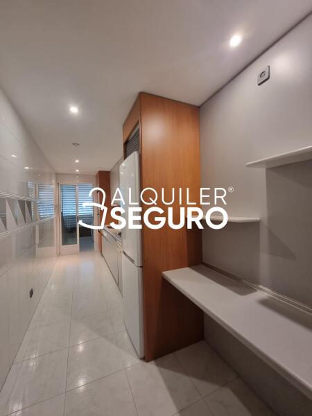 Inmueble en Avenida Europa, MADRID