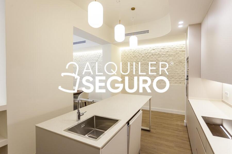 Inmueble en Calle de Maria Panes, MADRID