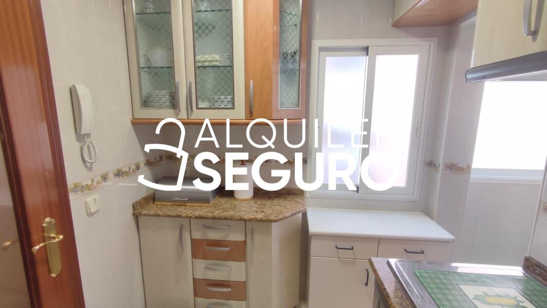 Inmueble en Calle Monforte de Lemos , MADRID