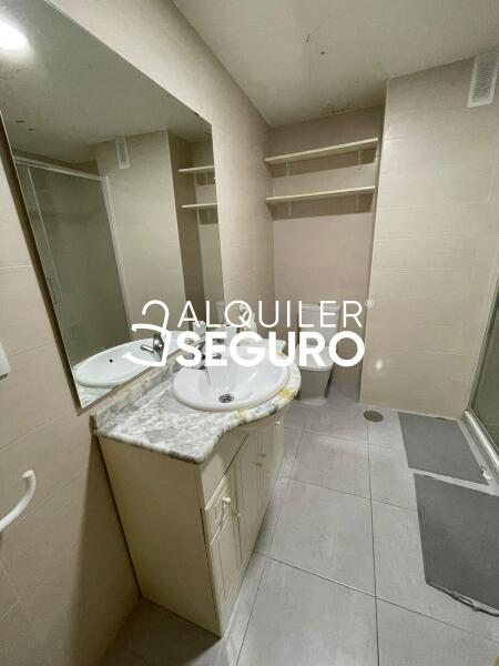 Inmueble en Calle  Palencia, MADRID