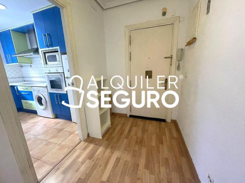 Inmueble en Calle Sierra del Cadí, MADRID