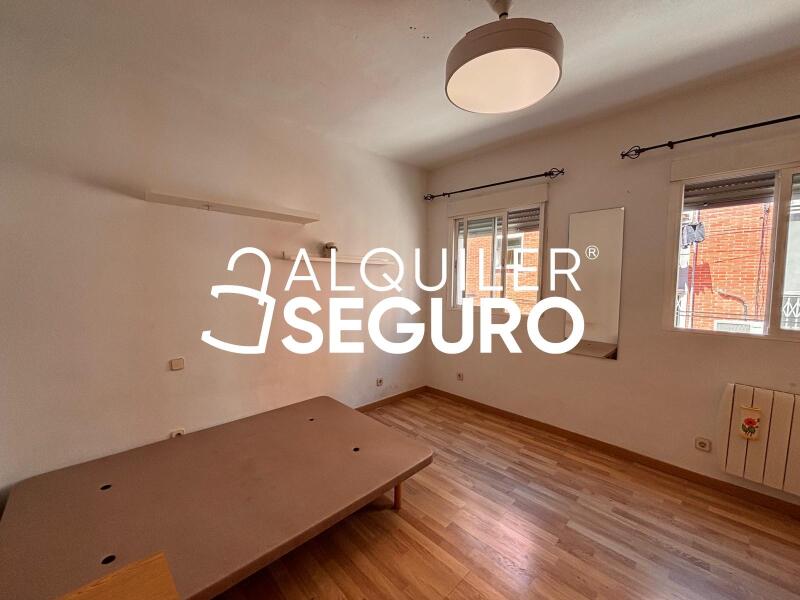 Inmueble en Calle Sierra del Cadí, MADRID