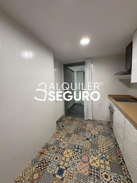 Inmueble en Avenida Europa, MADRID