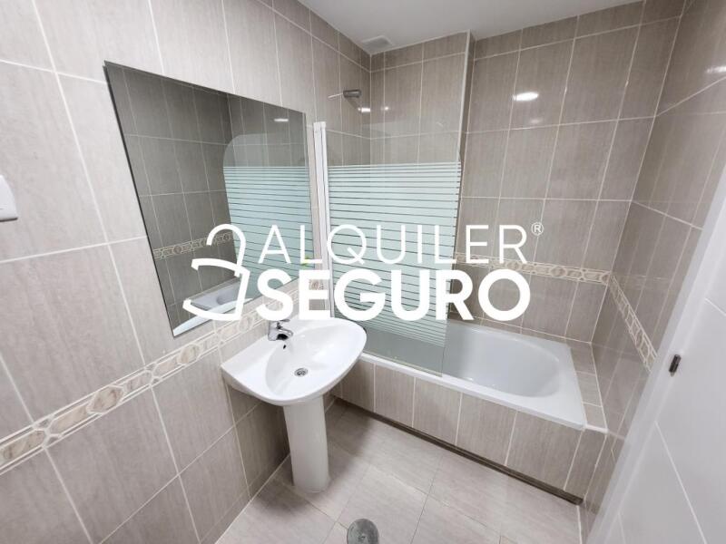 Inmueble en Calle Río Segura, MADRID