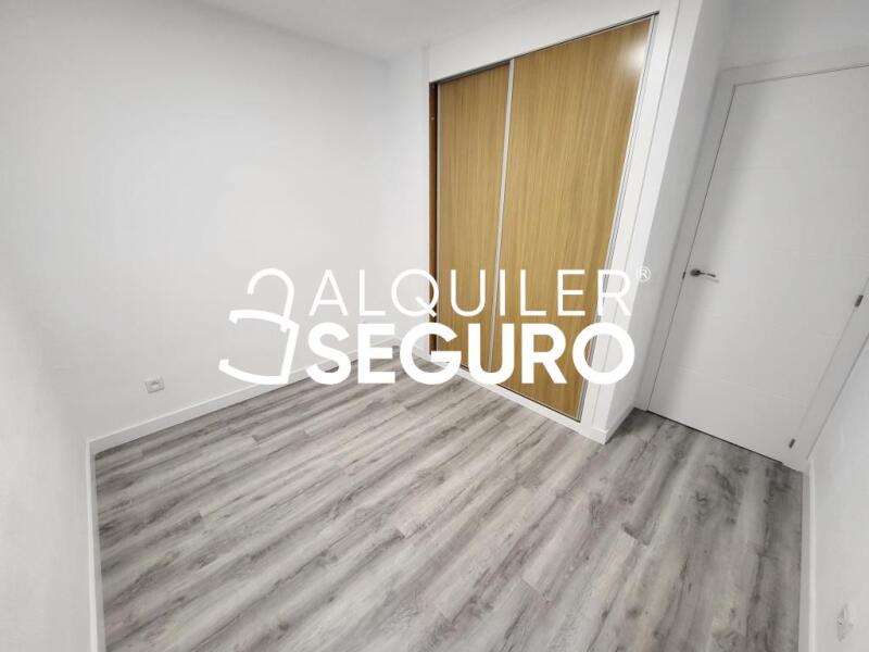 Inmueble en Calle Río Segura, MADRID