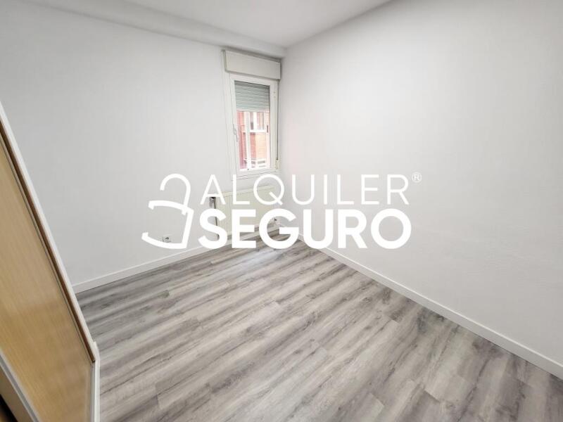 Inmueble en Calle Río Segura, MADRID