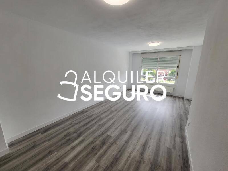 Inmueble en Calle Río Segura, MADRID