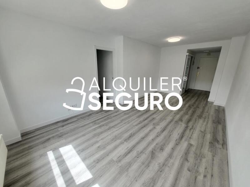 Inmueble en Calle Río Segura, MADRID