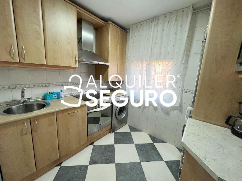 Inmueble en Calle Almonacid, MADRID