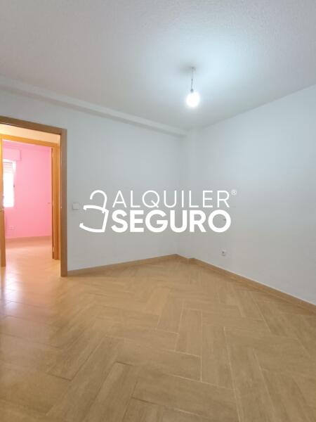 Inmueble en Calle León, MADRID