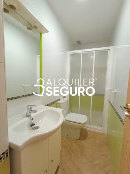 Inmueble en Calle León, MADRID