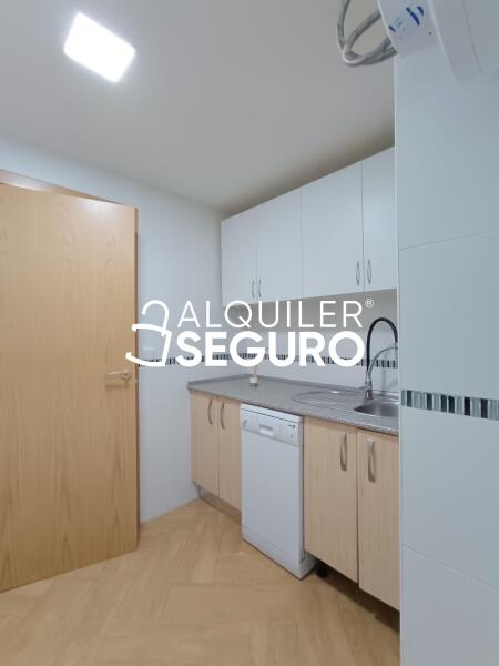 Inmueble en Calle León, MADRID