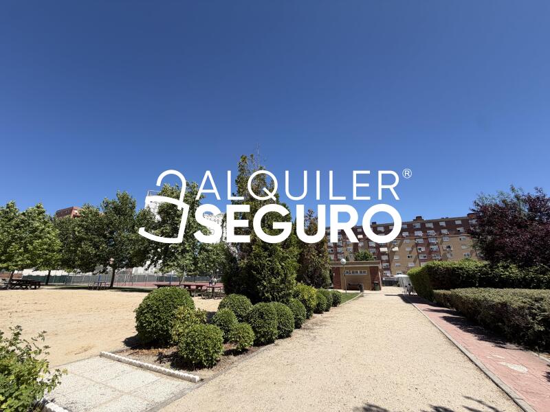 Inmueble en Calle Estrella Polar, MADRID