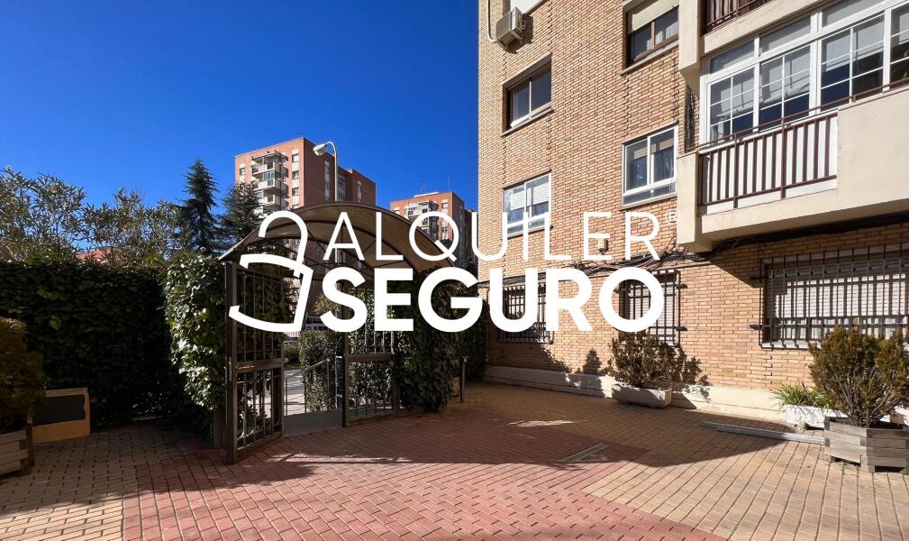 Inmueble en Calle de Valdetorres de Jarama, MADRID