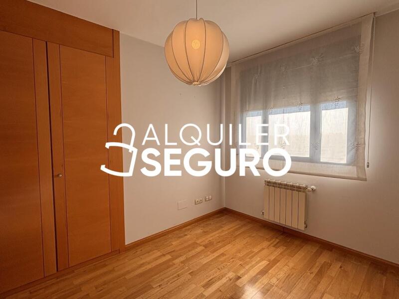 Inmueble en Avenida de la Gavia, MADRID