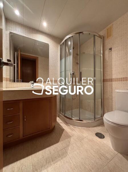 Inmueble en Avenida de la Gavia, MADRID