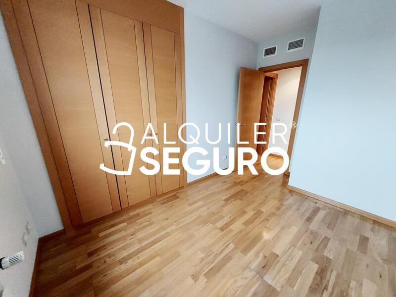Inmueble en Avenida de la Gavia, MADRID