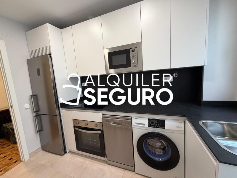 Inmueble en Calle Parroco Julio Morate, MADRID