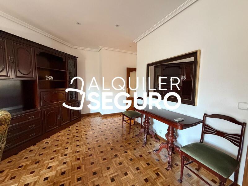 Inmueble en Calle Parroco Julio Morate, MADRID