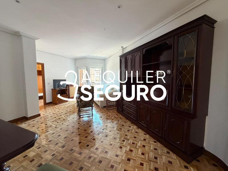 Inmueble en Calle Parroco Julio Morate, MADRID