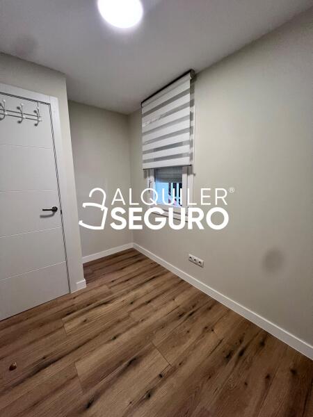 Inmueble en Calle de Cervera, MADRID