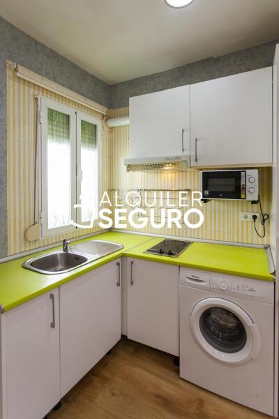 Inmueble en Calle de Juan De La Encina, MADRID