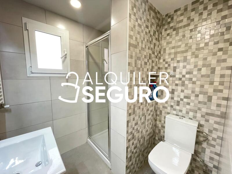 Inmueble en Calle de Camarena , MADRID