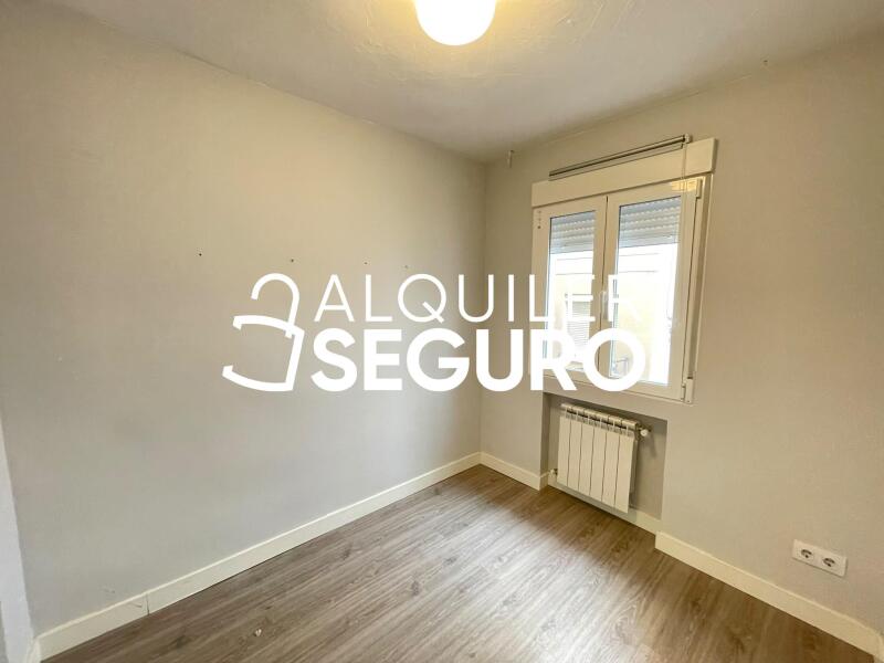 Inmueble en Calle de Camarena , MADRID