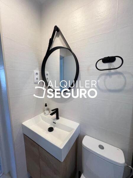 Inmueble en Calle de Ángel Múgica, MADRID